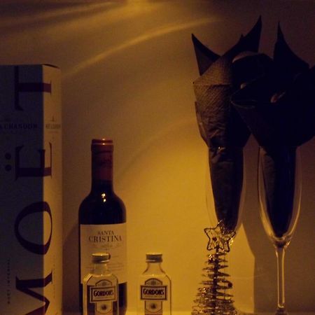 Chroma Suites Quarto foto